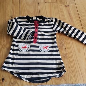 Girls long sleeved tunic top